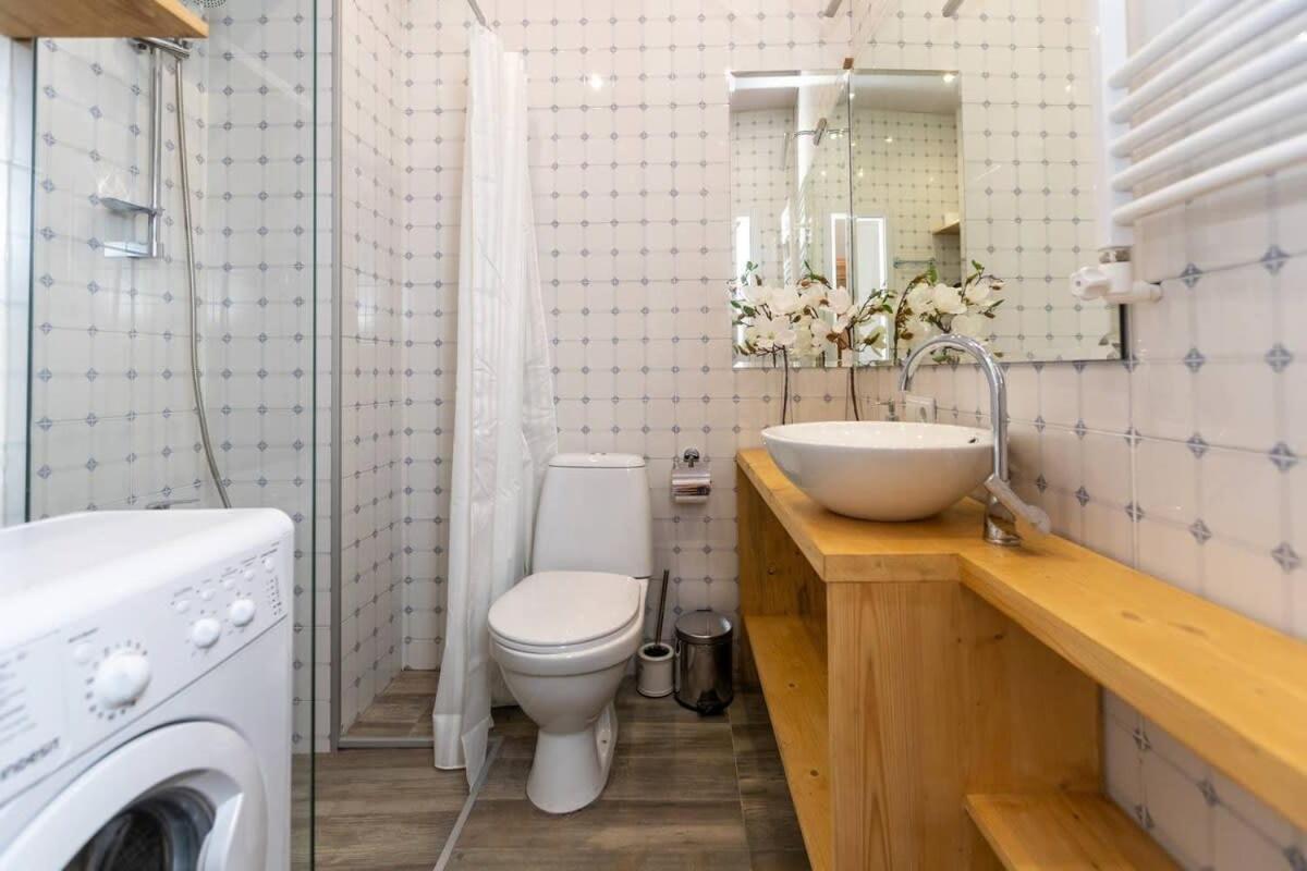 Wehost Liberty Square Apartments Tbiliszi Kültér fotó